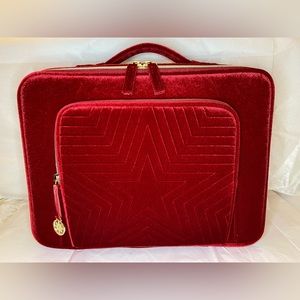 Estée Lauder Holiday Blockbuster Train Case in Holiday Red